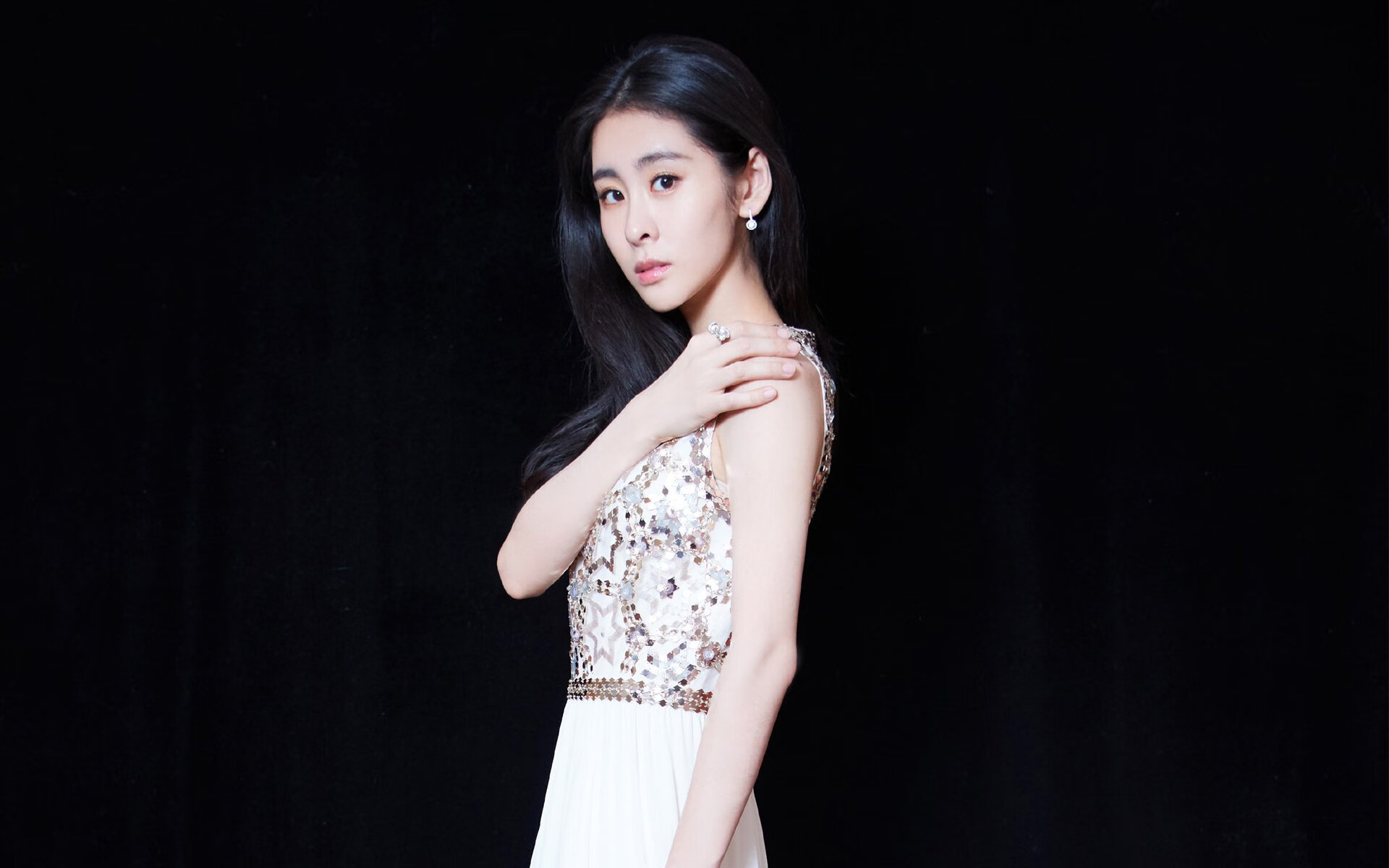 乐鱼体育平台官网-欧洲杯变阵夺冠:战术调整带来奇迹!,欧洲杯怎么变2021